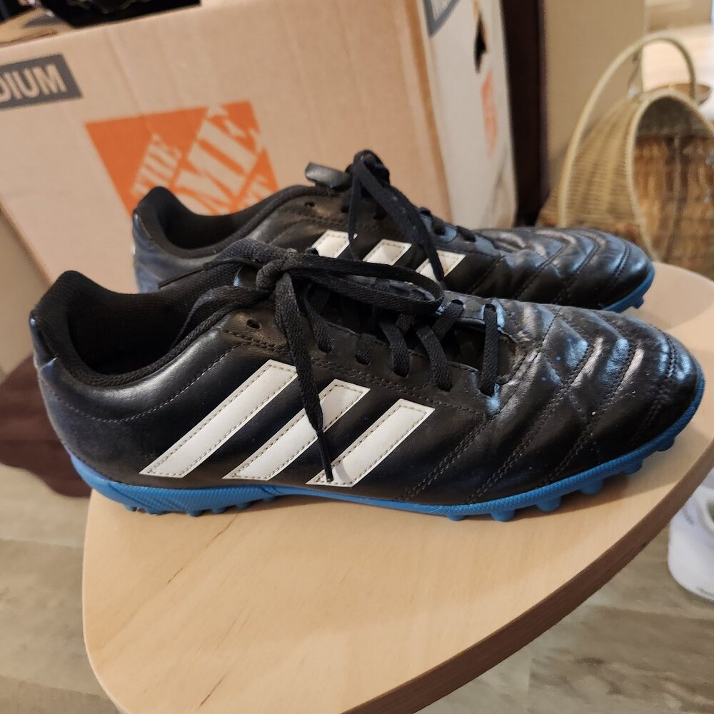 Adidas turf soccer shoes, cleats
